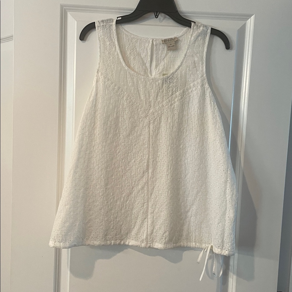 Lucky Brand White Textured Tank Top
